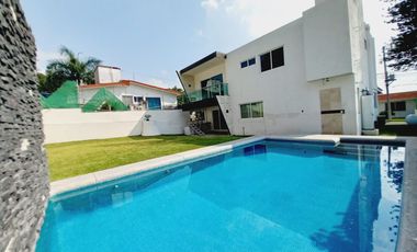 CASA EN VENTA EN FRACCIONAMIENTO LOMAS DE COCOYOC, MORELOS