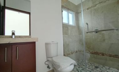CASA EN VENTA EN FRACCIONAMIENTO LOMAS DE COCOYOC, MORELOS