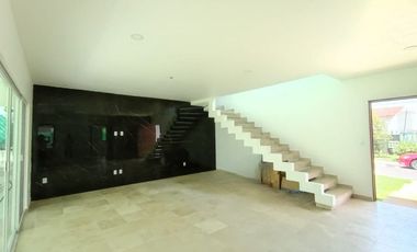 CASA EN VENTA EN FRACCIONAMIENTO LOMAS DE COCOYOC, MORELOS