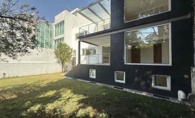 VENTA CASA USO DE SUELO PARA HABITACION Y OFICINAS LOMAS DE CHAPULTEPEC