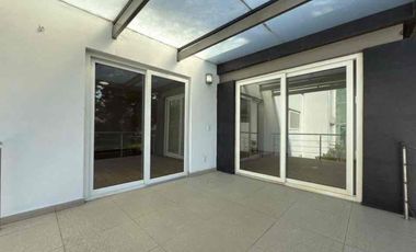 VENTA CASA USO DE SUELO PARA HABITACION Y OFICINAS LOMAS DE CHAPULTEPEC