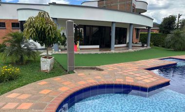 Se alquila hermosa casa finca, para  fines de semana o por mes capacidad hasta 20 personas