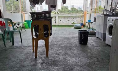 Aviadores and 9th, Paco house and lot