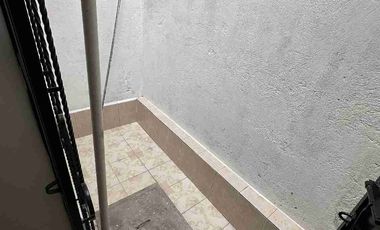 ¡Casa Independiente en Venta en Carapungo!
Independiente, amplia, funcional y con local comercial