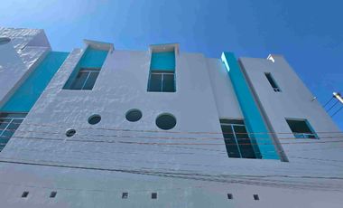 Edificio comercial en renta de dos pisos, sobre Boulevard principal, en la ciudad de Pachuca, Hidalgo.