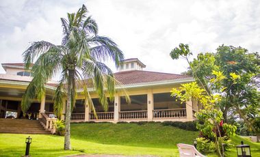 2 Bedrooms for RENT Located at a Golf Gated Community at Silang Cavite near Tagaytay