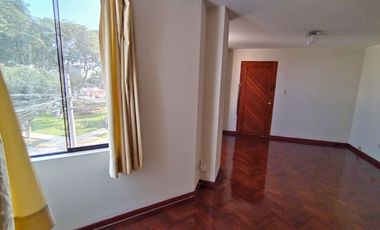 Surco MONTERRICO – Alquiler Dpto Frente a Parque de 3 dorm