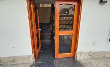 Surco MONTERRICO – Alquiler Dpto Frente a Parque de 3 dorm