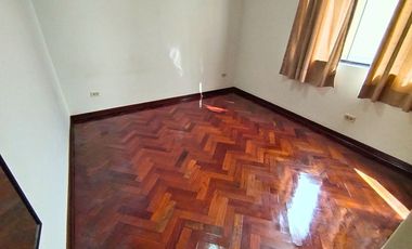 Surco MONTERRICO – Alquiler Dpto Frente a Parque de 3 dorm
