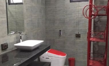 For Lease: 7BR in White Plains, Quezon City