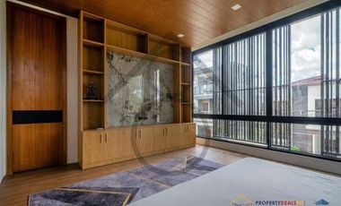 𝐁𝐫𝐚𝐧𝐝 𝐍𝐞𝐰 𝐇𝐨𝐮𝐬𝐞 𝐟𝐨𝐫 𝐒𝐚𝐥𝐞 𝐚𝐭 𝐋𝐚 𝐌𝐢𝐫𝐚𝐝𝐚 𝐑𝐨𝐲𝐚𝐥𝐞 𝐏𝐥𝐚𝐫𝐢𝐝𝐞𝐥 𝐢𝐧 𝐁𝐮𝐥𝐚𝐜𝐚𝐧