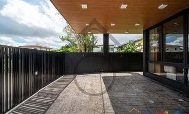 𝐁𝐫𝐚𝐧𝐝 𝐍𝐞𝐰 𝐇𝐨𝐮𝐬𝐞 𝐟𝐨𝐫 𝐒𝐚𝐥𝐞 𝐚𝐭 𝐋𝐚 𝐌𝐢𝐫𝐚𝐝𝐚 𝐑𝐨𝐲𝐚𝐥𝐞 𝐏𝐥𝐚𝐫𝐢𝐝𝐞𝐥 𝐢𝐧 𝐁𝐮𝐥𝐚𝐜𝐚𝐧