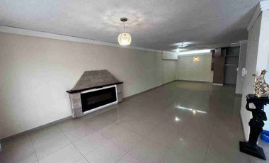 Oportunidad casa de venta en el sector de la Rumiñahui – Av. del Maestro!
