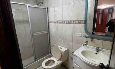 Oportunidad casa de venta en el sector de la Rumiñahui – Av. del Maestro!