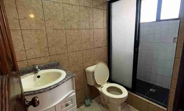 Oportunidad casa de venta en el sector de la Rumiñahui – Av. del Maestro!