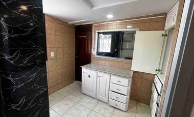 Oportunidad casa de venta en el sector de la Rumiñahui – Av. del Maestro!