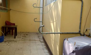 ALQUILO SUITE SEMIAMOBLADA EN PLANTA BAJA CON O SIN GARAJE CERRADO EN URDESA CENTRAL,  GUATAQUIL.