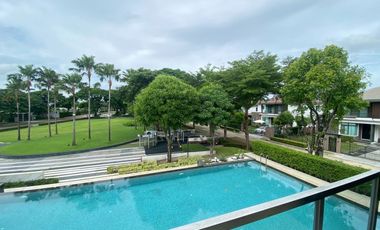 House for Sale: Mantana Kalapapruk – Wongwaen Beautiful single detached house with a prime position, facing the project wall for maximum privacy. Exce