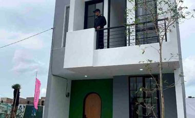 RUMAH HANYA 4 MENIT KE KOTA WISATA CIBUBUR DI CILEUNGSI BOGOR