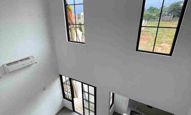 RUMAH HANYA 4 MENIT KE KOTA WISATA CIBUBUR DI CILEUNGSI BOGOR