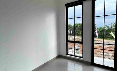 RUMAH HANYA 4 MENIT KE KOTA WISATA CIBUBUR DI CILEUNGSI BOGOR