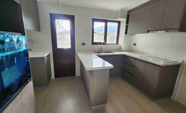 HERMOSAS CASAS TOTALMENTE NUEVAS EN CALLE PRAT A PASOS DE AV OHIGGINS EN CHIGUAYANTE.