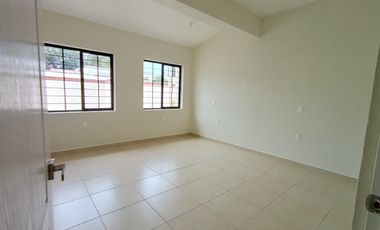 6 CONSULTORIOS EN RENTA, EXCELENTE UBICACIÓN, PRECIO SEGÚN TAMAÑO