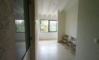 6 CONSULTORIOS EN RENTA, EXCELENTE UBICACIÓN, PRECIO SEGÚN TAMAÑO