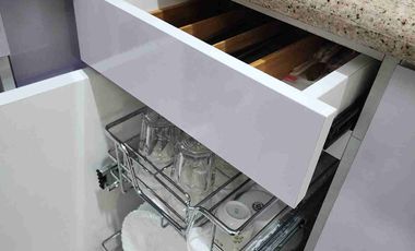 ONE BEDROOM GARDEN UNIT located at the Ground floor Eastbay Residences Muntinlupa near Makati Taguig Alabang