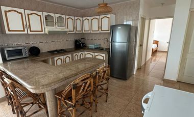 VENDO DEPARTAMENTO DE 3 HABITACIONES EN EDIFICIO EN LA PLAYA - CRUCCRUCITA LA BELLA DE PORTOVIEJO
