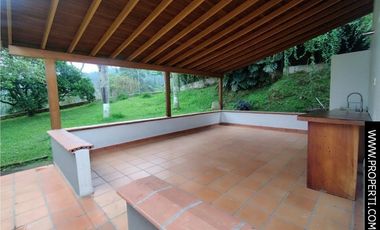 Casa en Arriendo Sector La Mina - Envigado