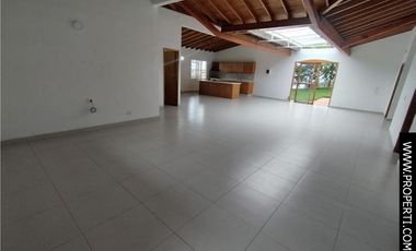 Casa en Arriendo Sector La Mina - Envigado