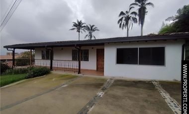 Casa en Arriendo Sector La Mina - Envigado