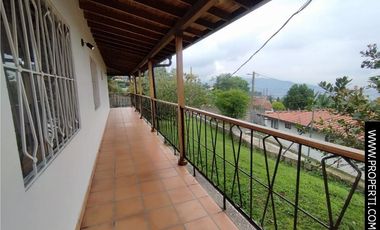 Casa en Arriendo Sector La Mina - Envigado