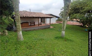 Casa en Arriendo Sector La Mina - Envigado