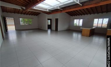 Casa en Arriendo Sector La Mina - Envigado