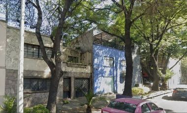 HERMOSA CASA EN VENTA DE RECUPERACION BANCARIA EN VERTIZ NARVARTE, BENITO JUAREZ, CDMX.