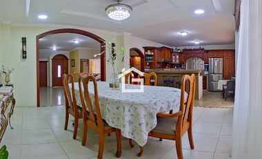 Casa con Suite y Oficina en Venta cerca del Centro de Machala | Ideal para Vivir y Emprender