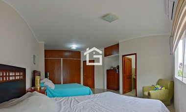 Casa con Suite y Oficina en Venta cerca del Centro de Machala | Ideal para Vivir y Emprender