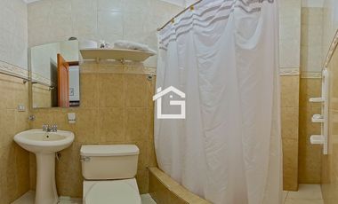 Casa con Suite y Oficina en Venta cerca del Centro de Machala | Ideal para Vivir y Emprender