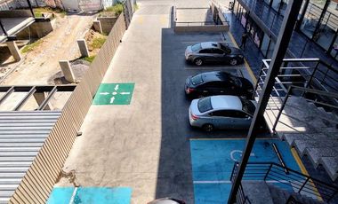 LOCAL EN VENTA PLAZA AVANZZA, AV. EL JACAL