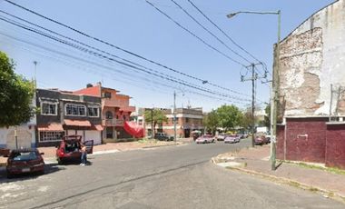 CASA EN COL. MICHOACANA, VENUSTIANO CARRANZA, CDMX.
