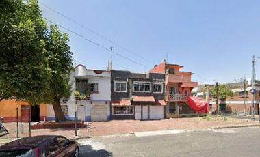 CASA EN COL. MICHOACANA, VENUSTIANO CARRANZA, CDMX.