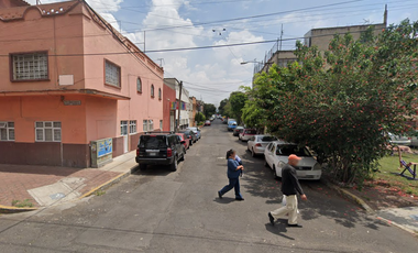 CASA EN COL. MICHOACANA, VENUSTIANO CARRANZA, CDMX.