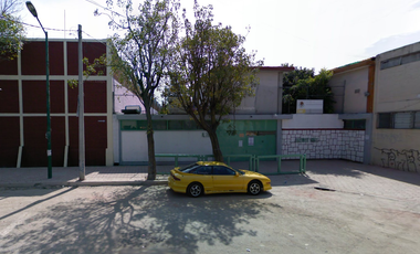 CASA EN COL. MICHOACANA, VENUSTIANO CARRANZA, CDMX.