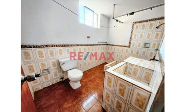 Alquilo Departamento Segundo Piso Vista Interno En Comas Cerca A La Estación Del Metropolitano