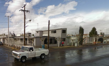 HERMOSA CASA EN REMATE, EXCELENTE UBICACION Y OPORTUNIDAD UNICA. ADQUIERELA CON UN SUPER DESCUENTO