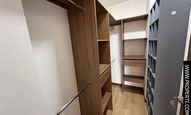 Apartamento en Arriendo Sector Loma del Escobero - Envigado