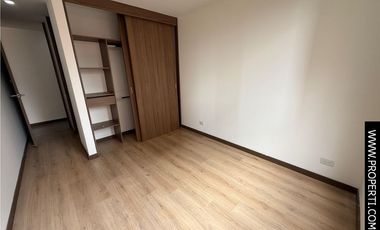 Apartamento en Arriendo Sector Loma del Escobero - Envigado