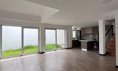 CASA DE VENTA EN URBANIZACION PRIVADA, Sector Machángara C1486